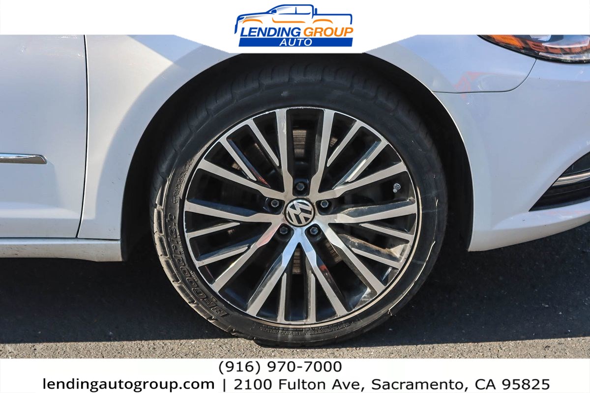 2014 Volkswagen CC VR6 4Motion Executive - Photo 9