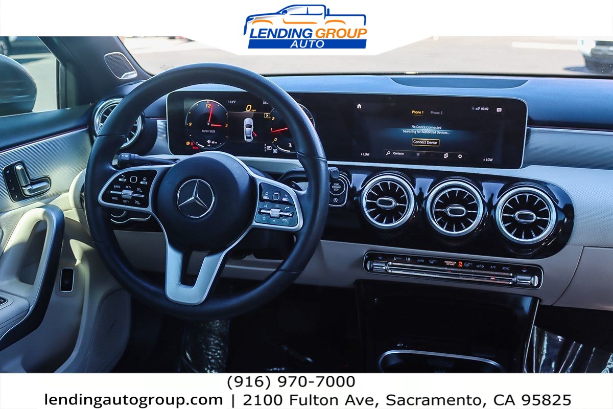 2020 Mercedes Benz A 220 photo 11