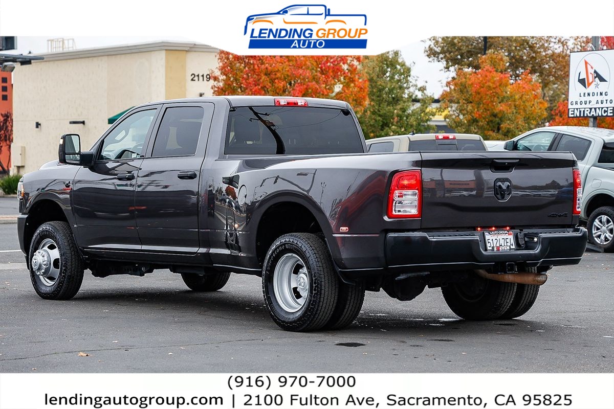 2024 Ram 3500 Tradesman photo 2