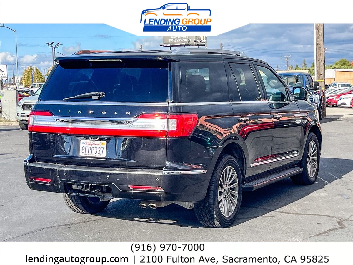 2019 Lincoln Navigator Standard photo 4