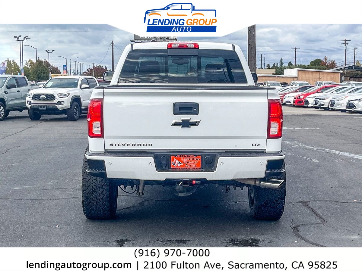 2017 Chevrolet Silverado 1500 LTZ photo 3