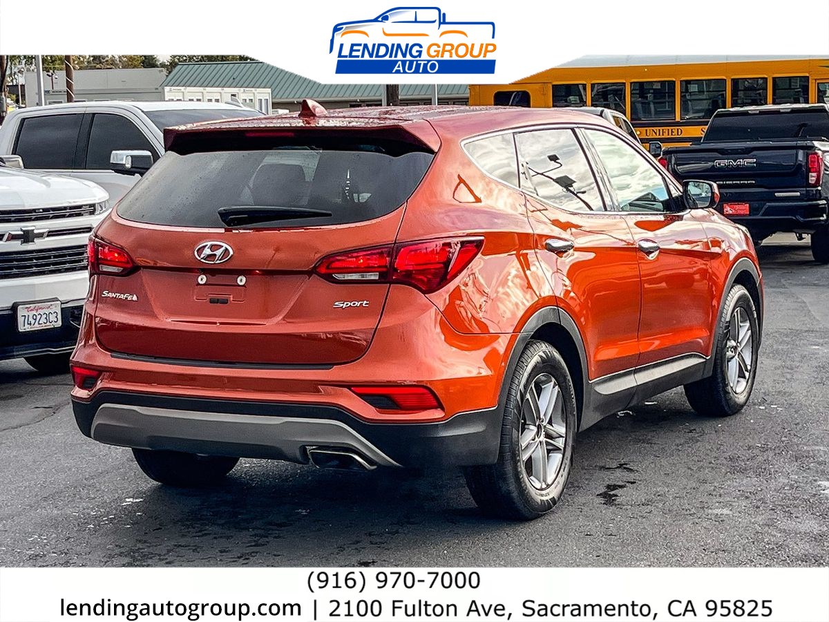2017 Hyundai Santa Fe Sport Base photo 3