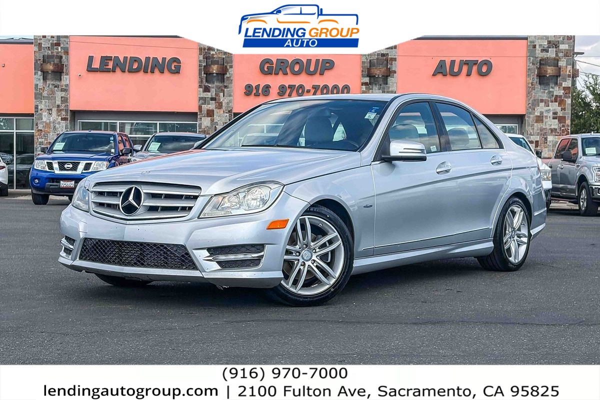 2012 Mercedes-Benz C-Class C250 Sport's photo