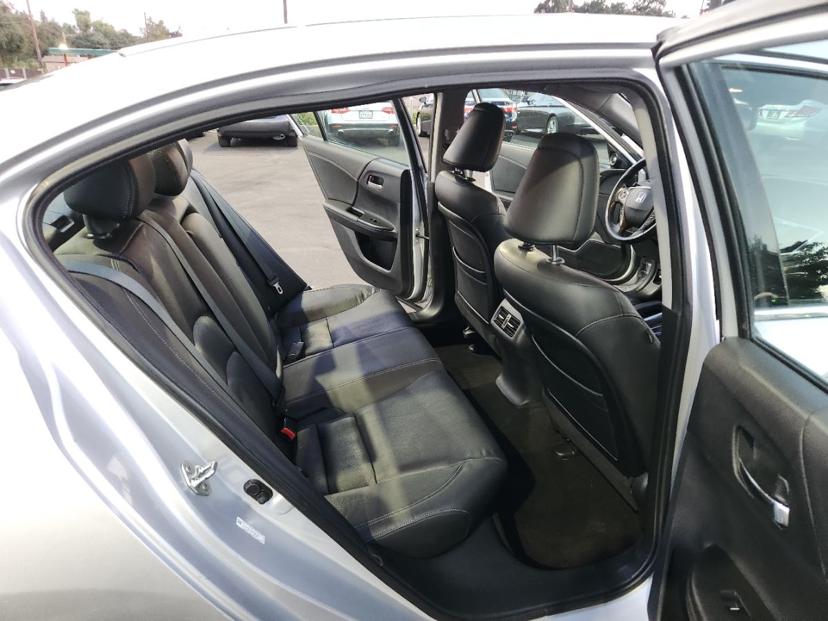 2013 Honda Accord Touring V6 - Photo 11