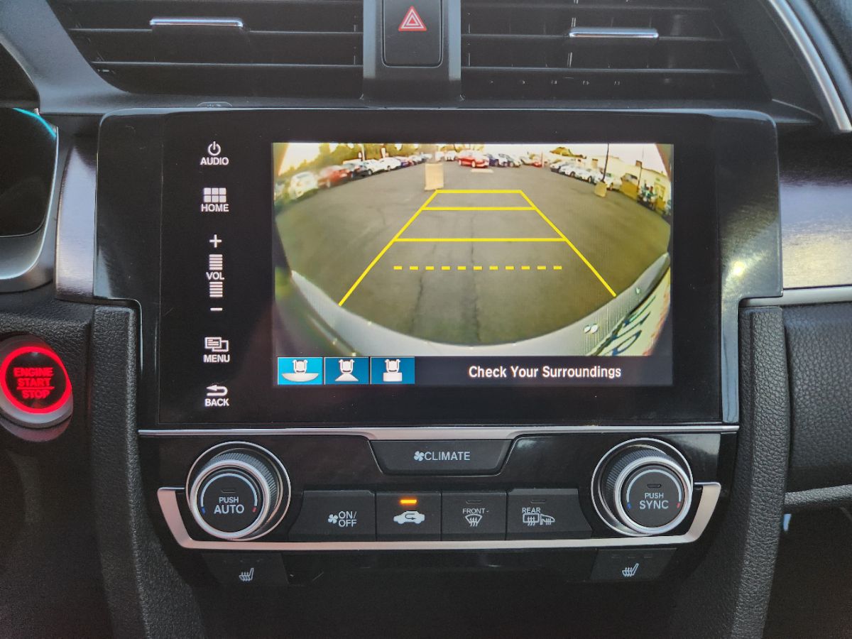 2016 Honda Civic Touring photo 17