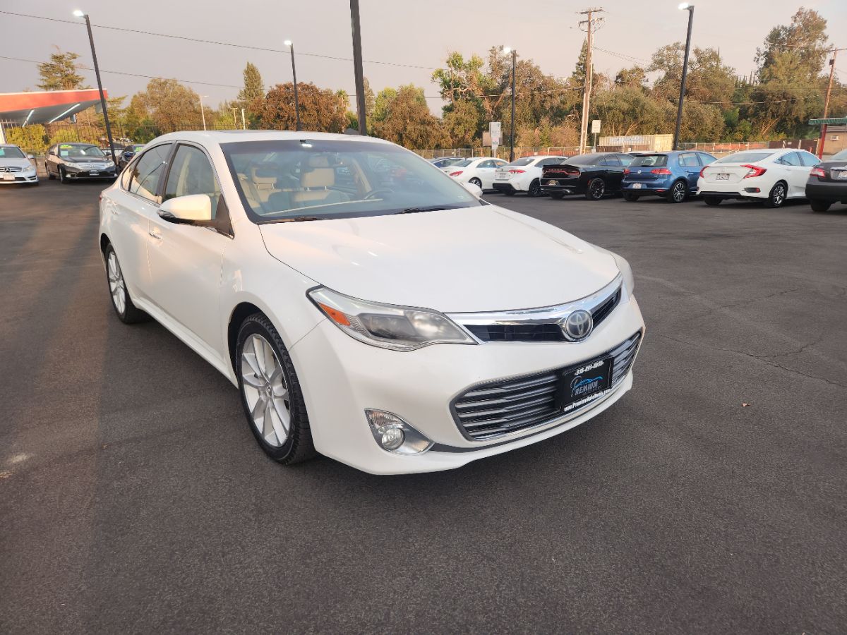 2014 Toyota Avalon Limited photo 7