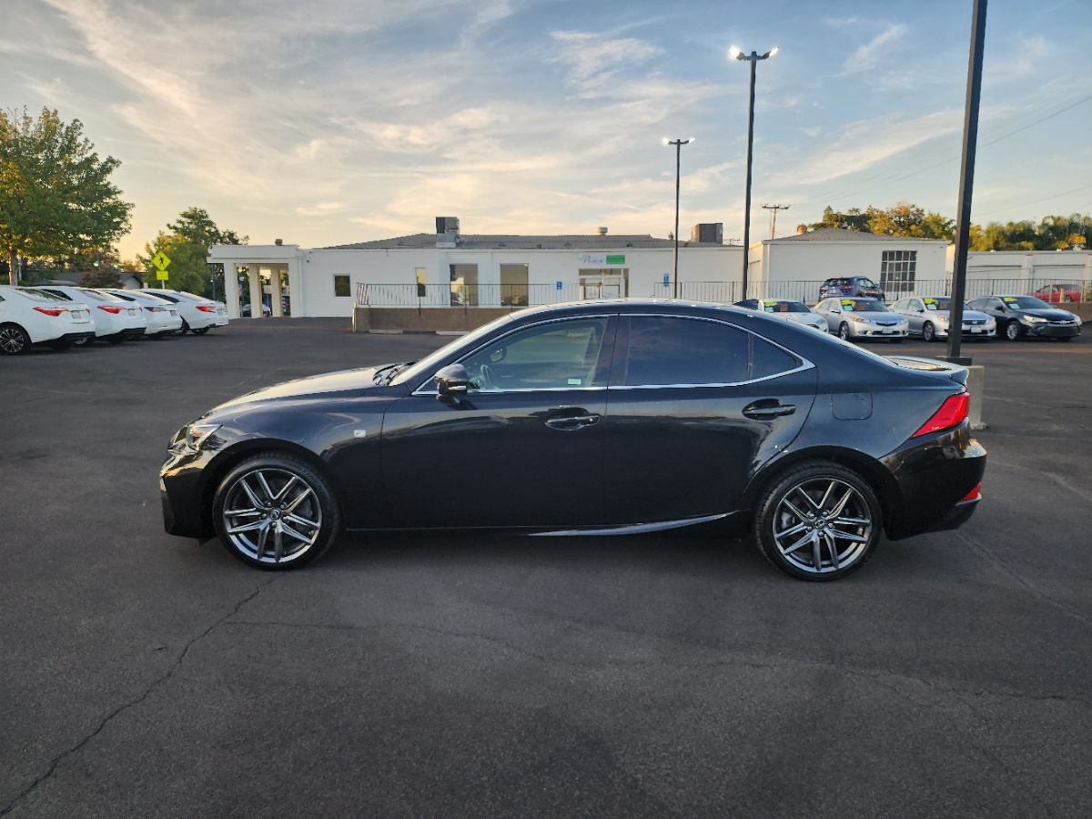 2017 Lexus IS 350 F SPORT photo 2