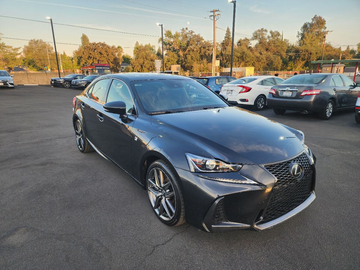 2017 Lexus IS 350 F SPORT photo 7