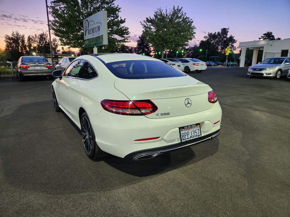 2019 Mercedes Benz C 300 Coupe photo 3
