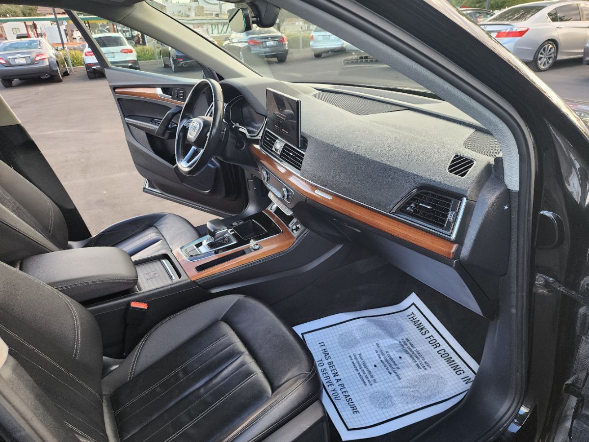 2021 Audi Q5 Premium Plus 45 TFSI photo 8