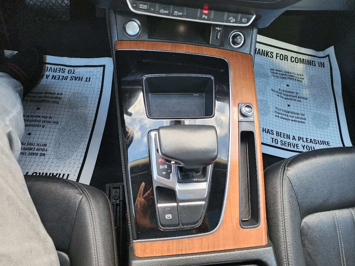 2021 Audi Q5 Premium Plus 45 TFSI photo 13