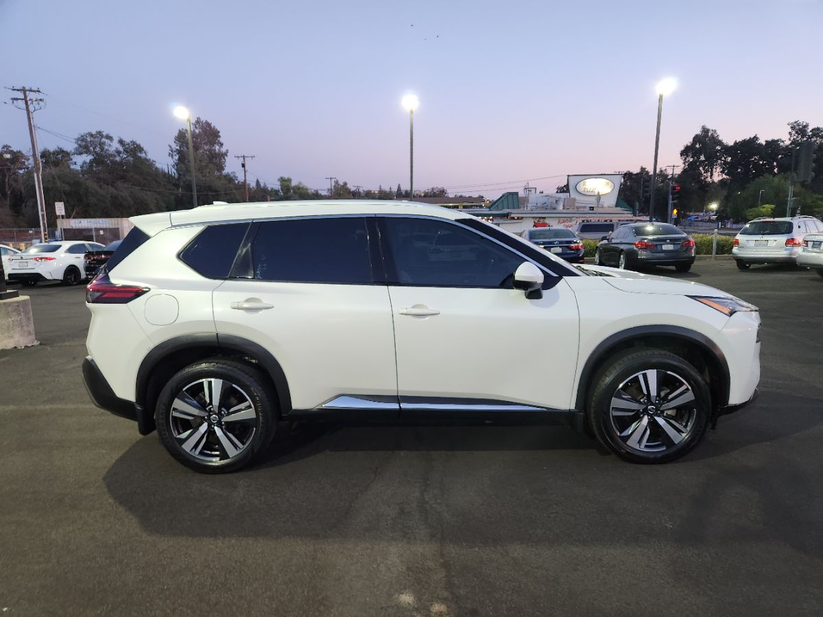 2021 Nissan Rogue SL photo 4