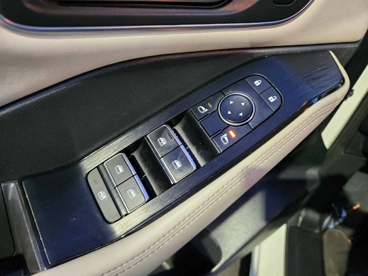 2021 Nissan Rogue SL photo 20