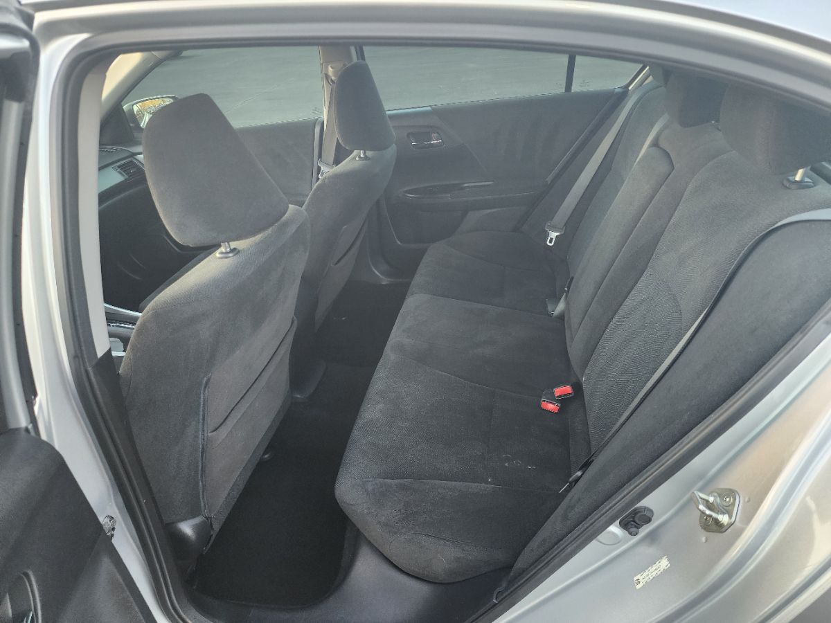 2013 Honda Accord LX photo 10