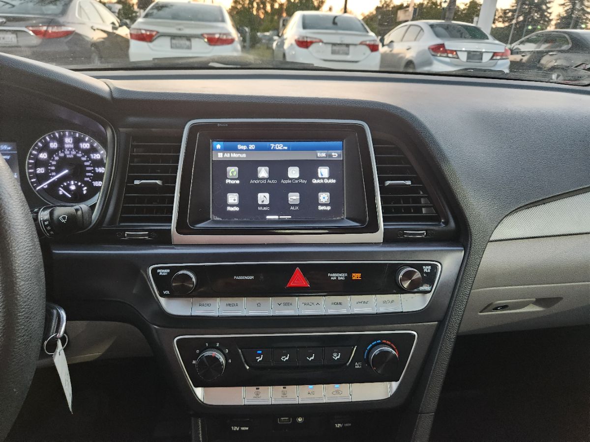 2019 Hyundai Sonata SE photo 15