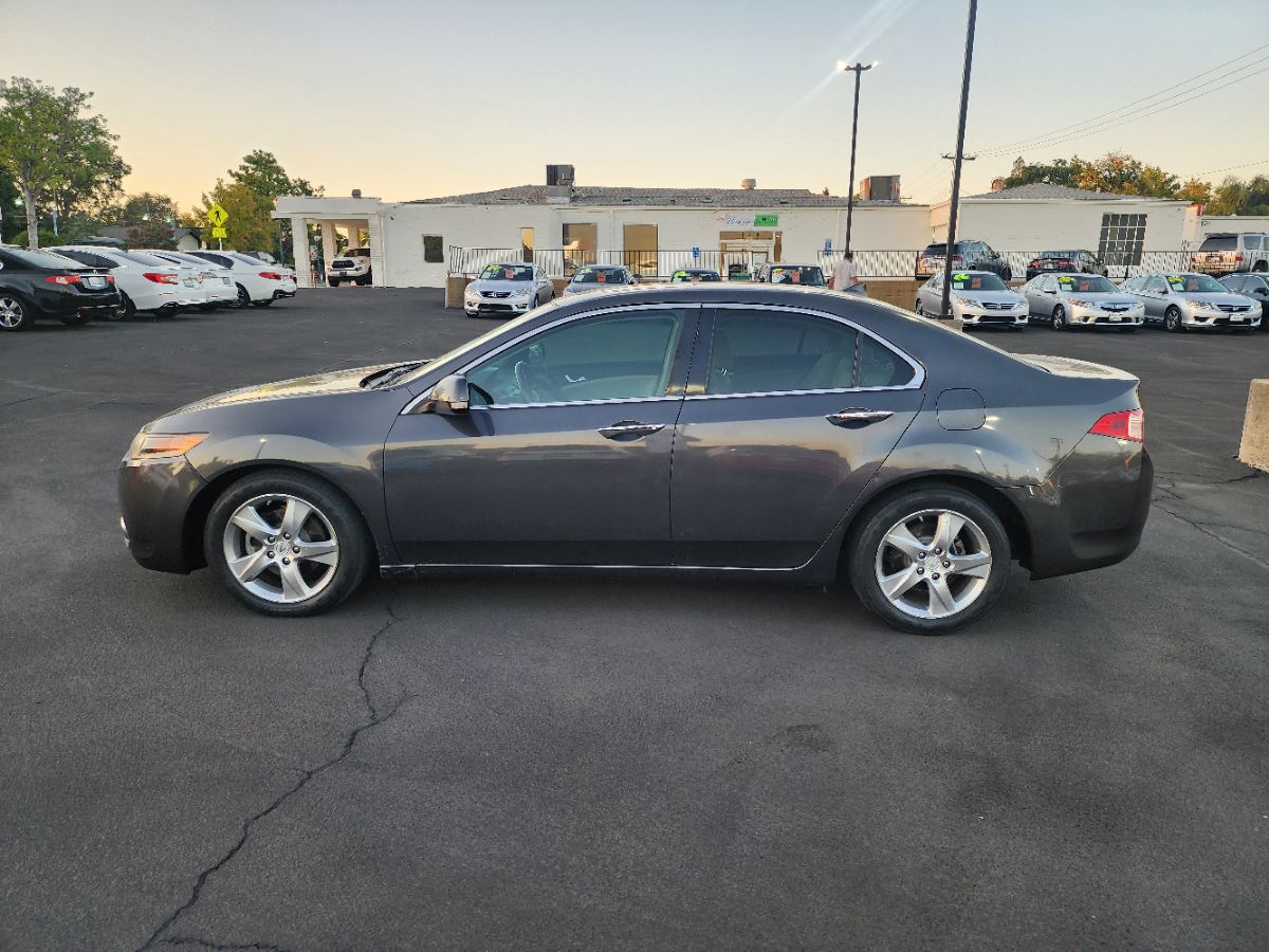 2013 Acura TSX photo 2