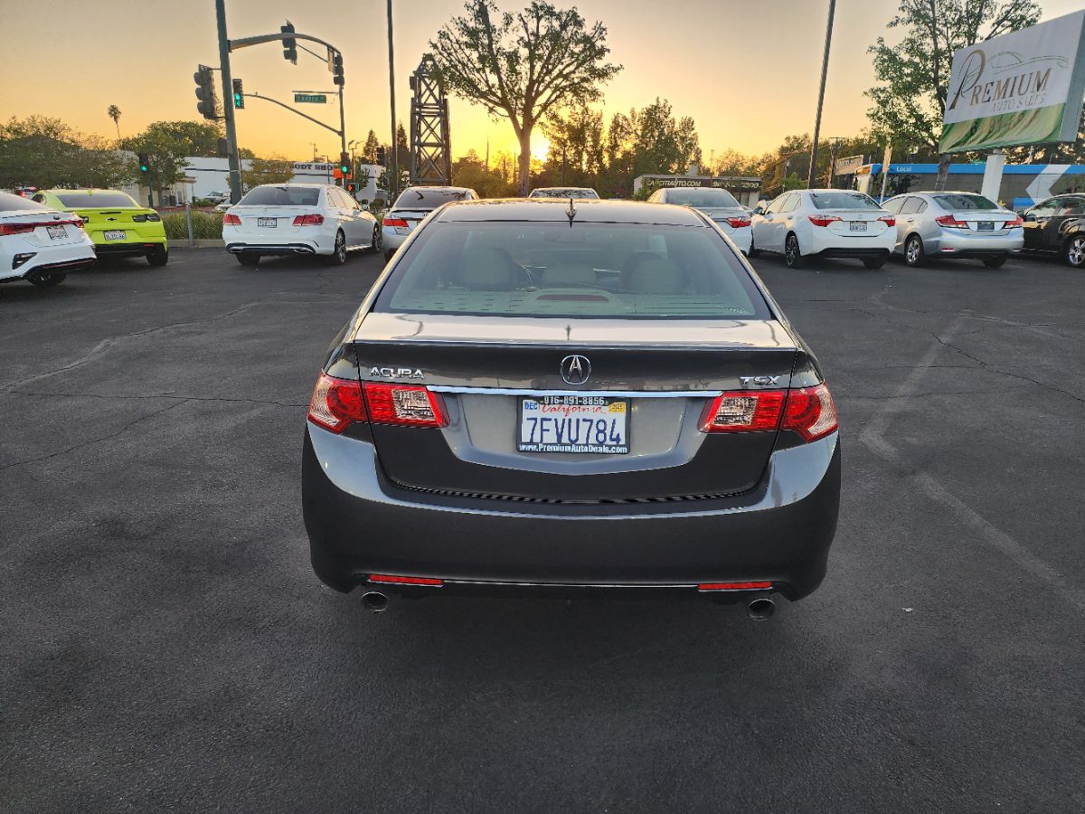 2013 Acura TSX photo 4