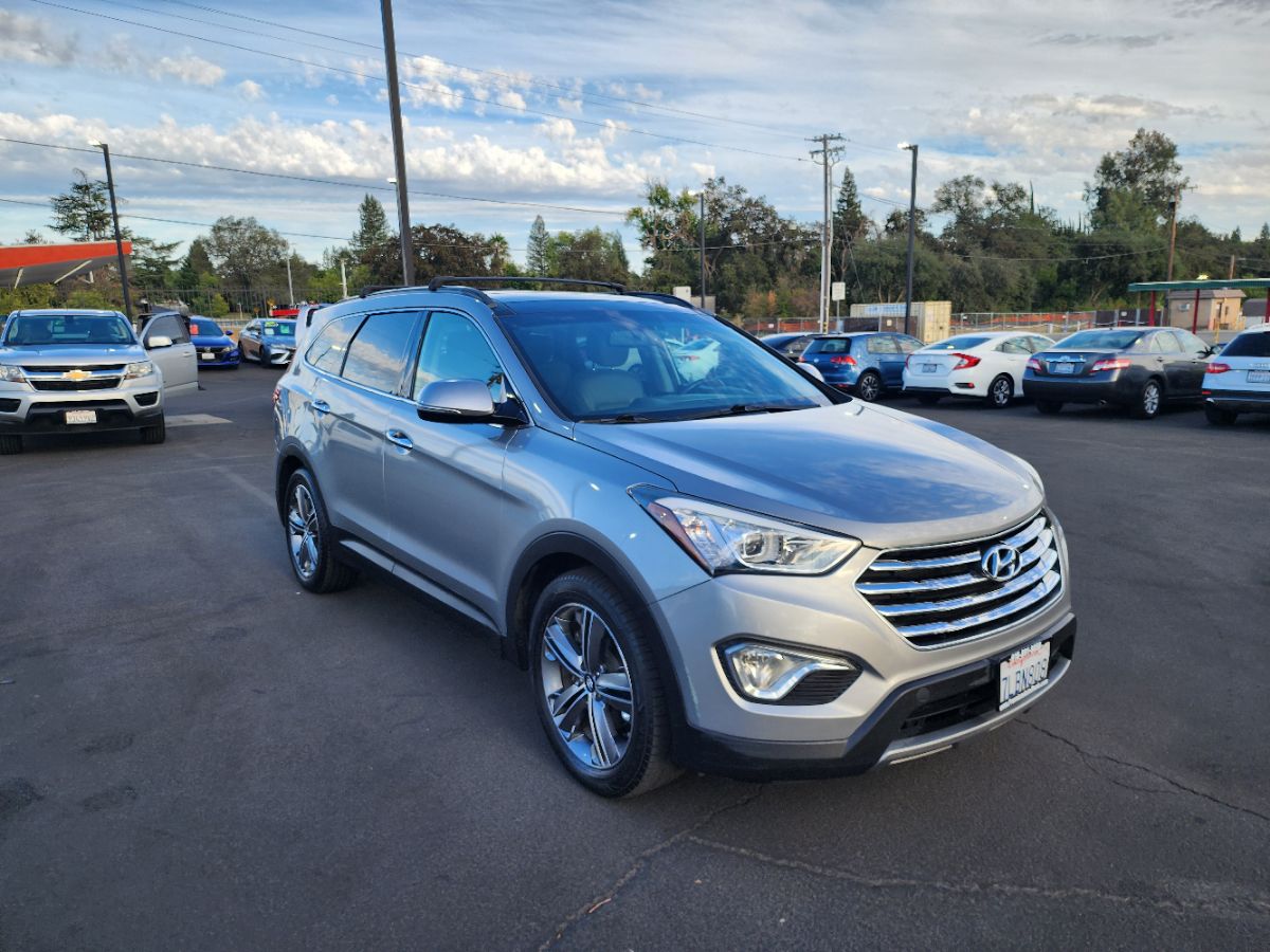 2015 Hyundai Santa Fe GLS photo 7
