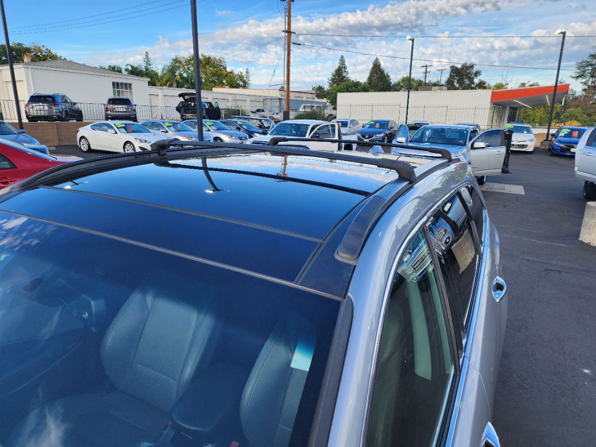 2015 Hyundai Santa Fe GLS photo 9