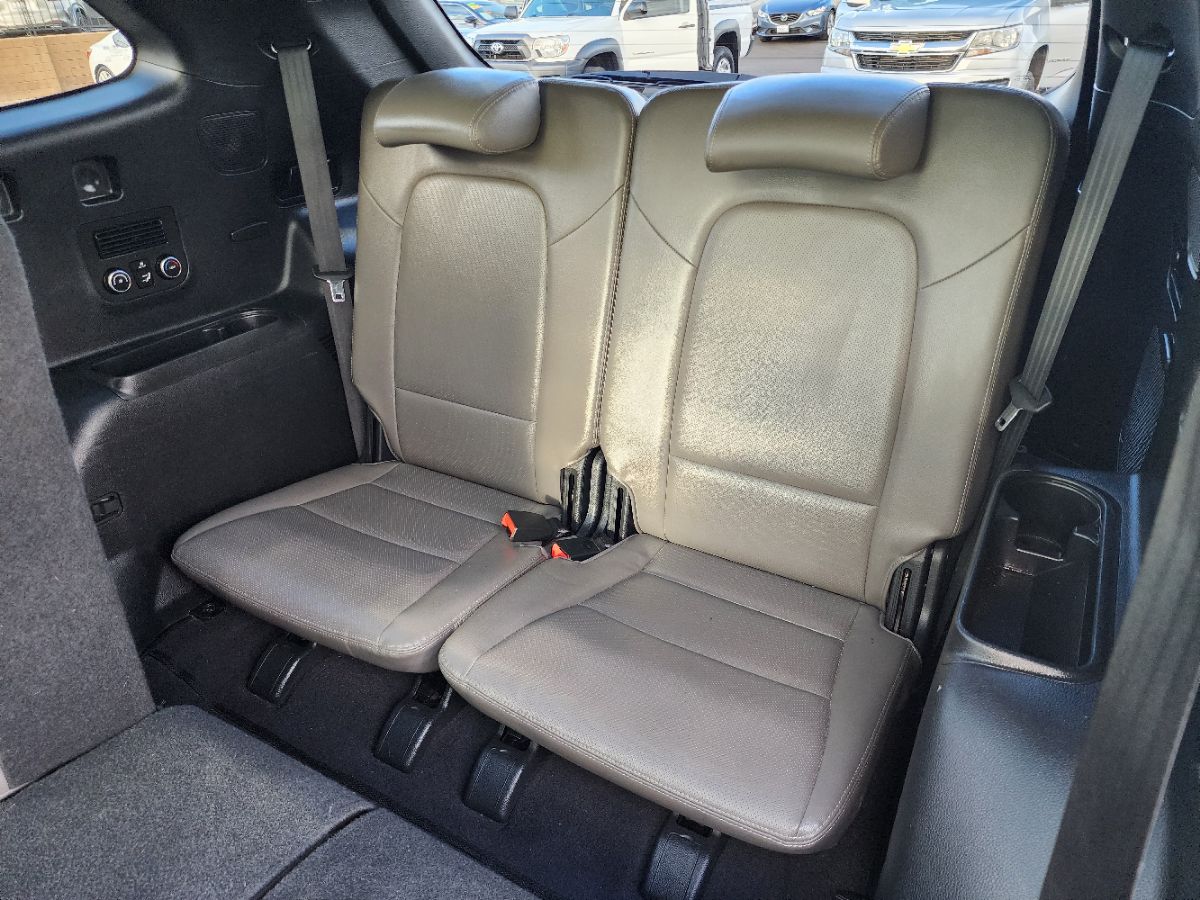 2015 Hyundai Santa Fe GLS photo 12