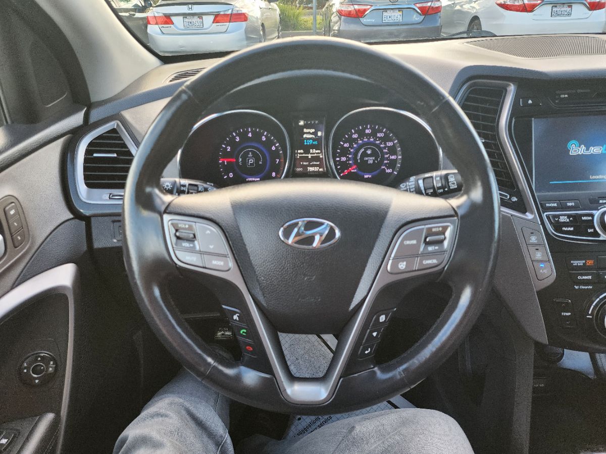 2015 Hyundai Santa Fe GLS photo 19