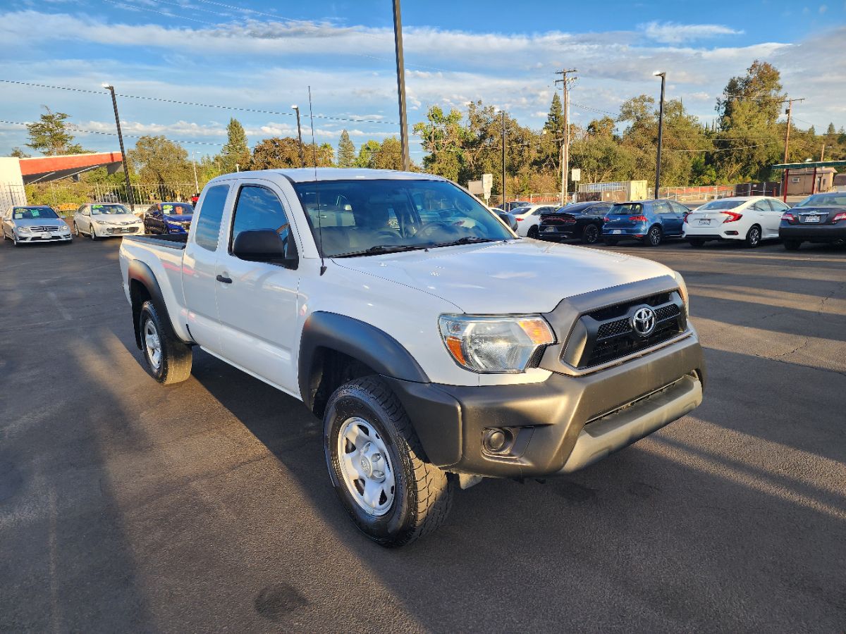 2012 Toyota Tacoma 4x4 Access Cab photo 6