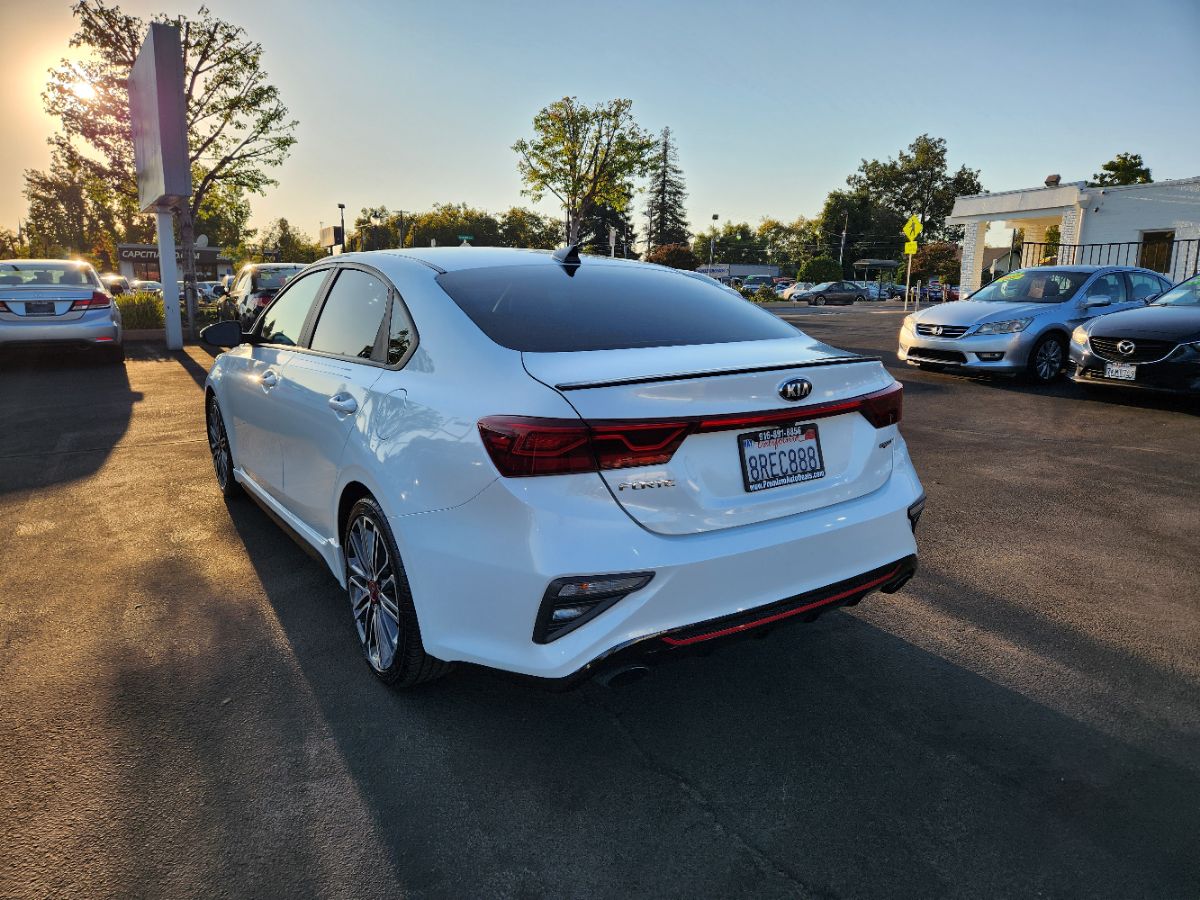 2020 Kia Forte GT photo 3