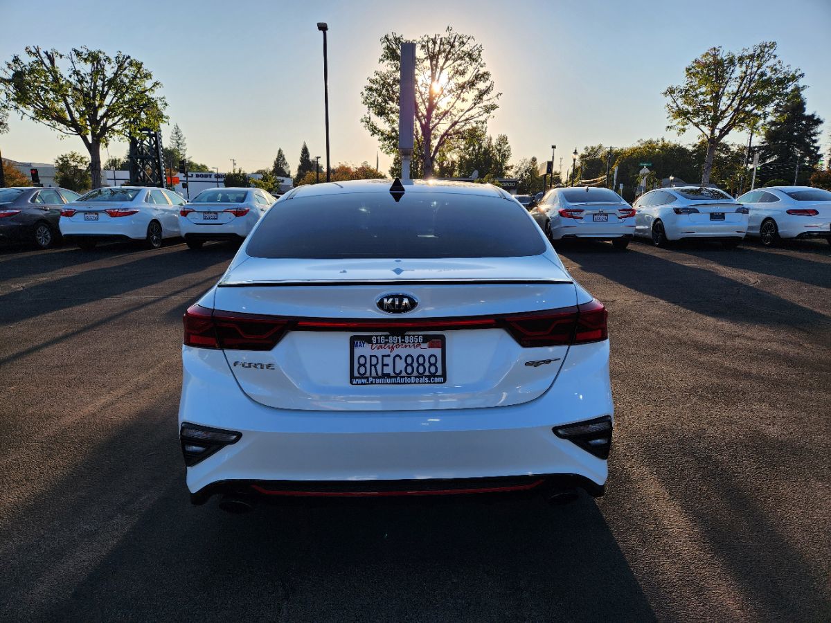 2020 Kia Forte GT photo 4