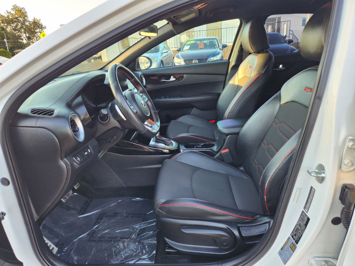 2020 Kia Forte GT photo 9