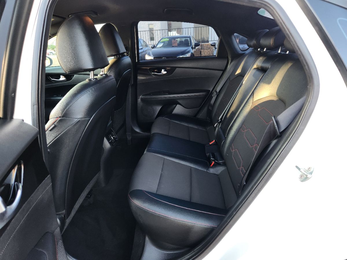 2020 Kia Forte GT photo 10