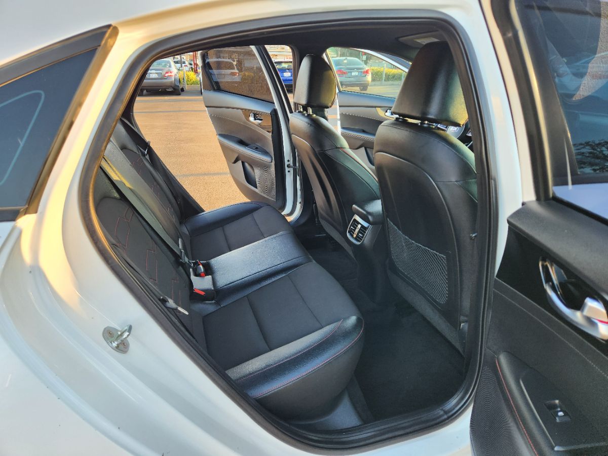 2020 Kia Forte GT photo 12