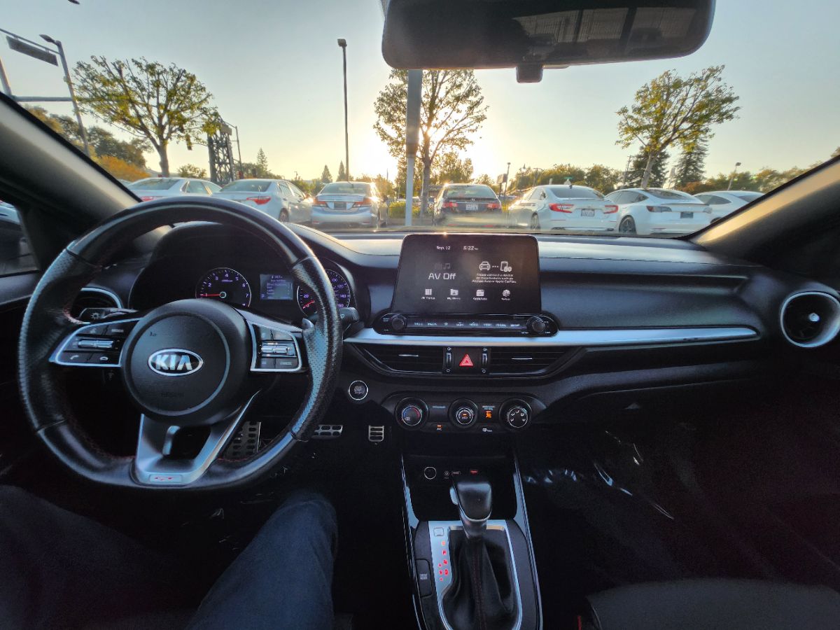 2020 Kia Forte GT photo 15