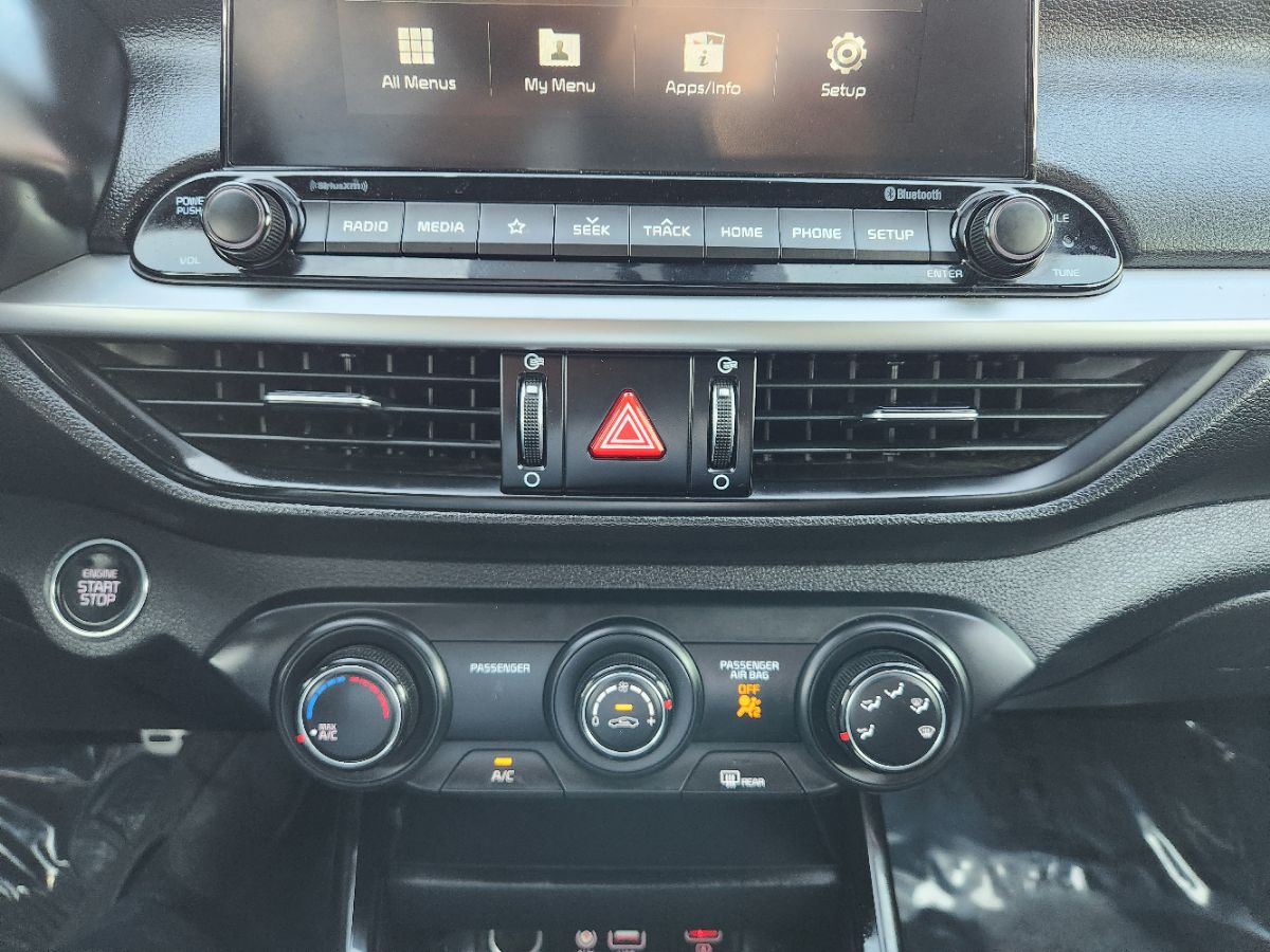 2020 Kia Forte GT photo 17