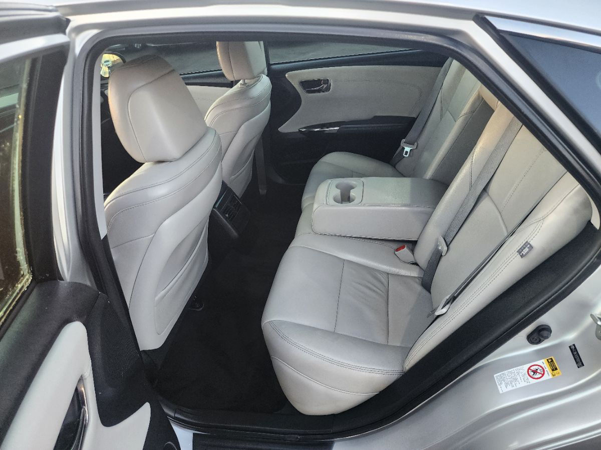 2013 Toyota Avalon XLE Premium photo 10