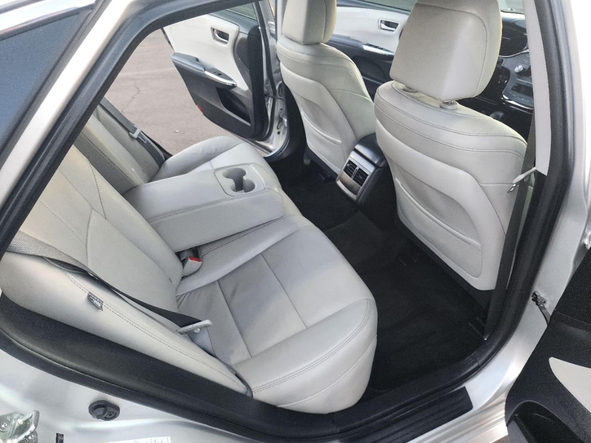 2013 Toyota Avalon XLE Premium photo 11