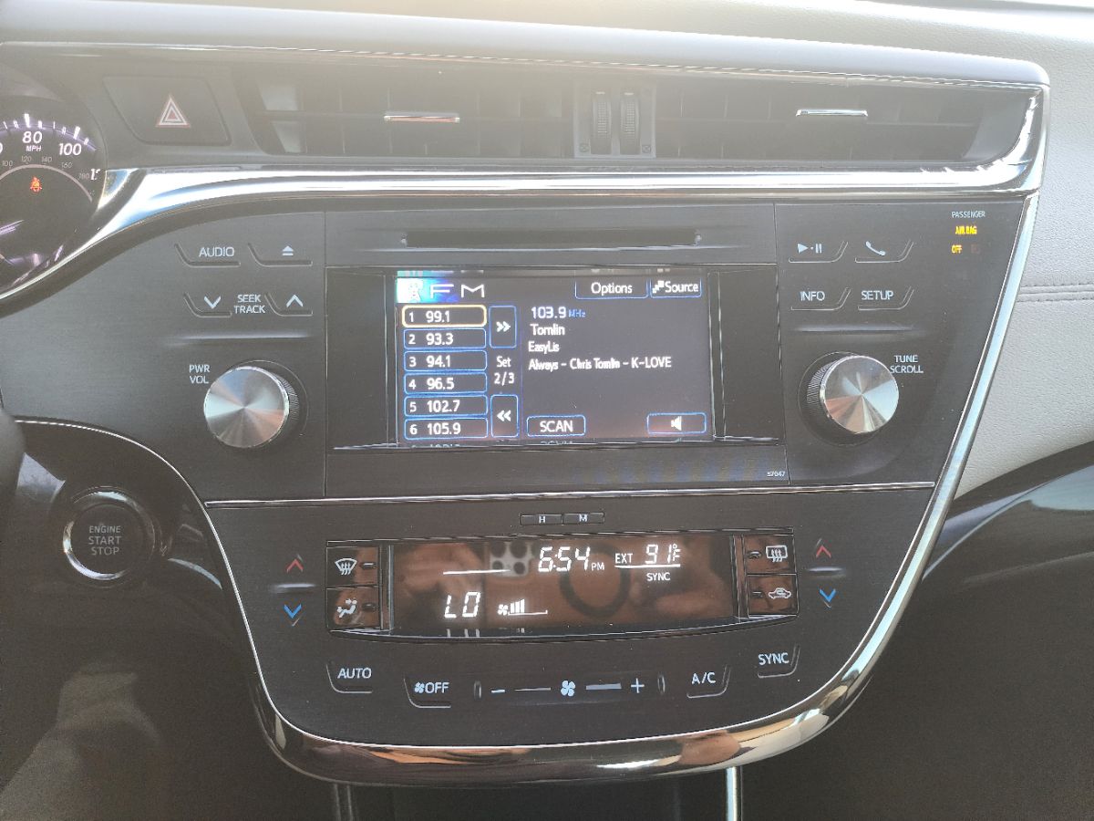 2013 Toyota Avalon XLE Premium photo 15
