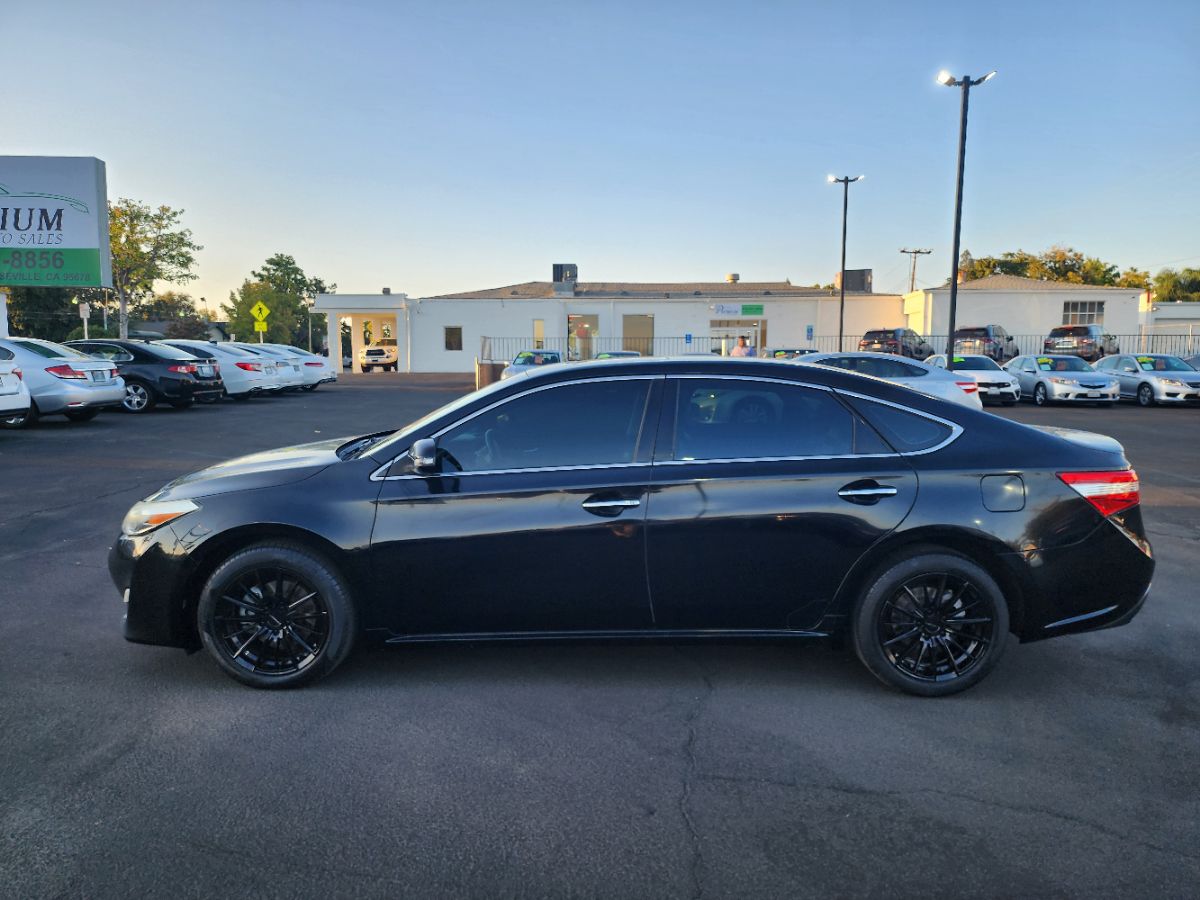 2013 Toyota Avalon XLE Premium - Photo 2