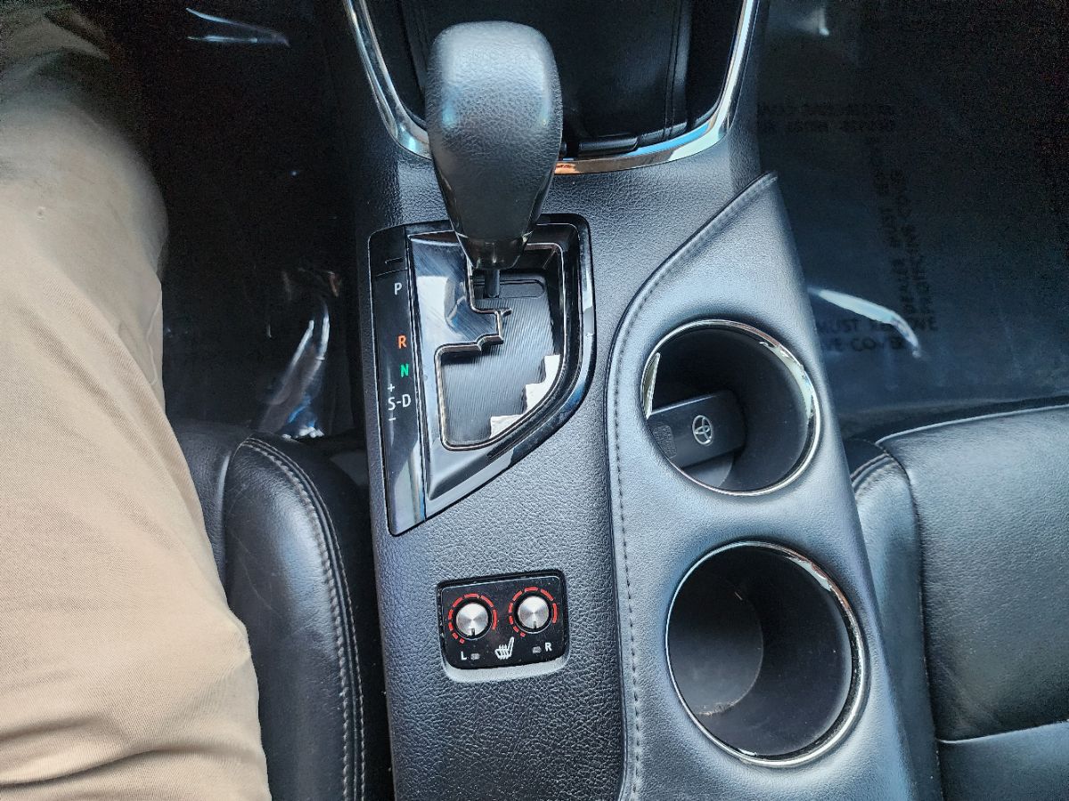 2013 Toyota Avalon XLE Premium - Photo 15