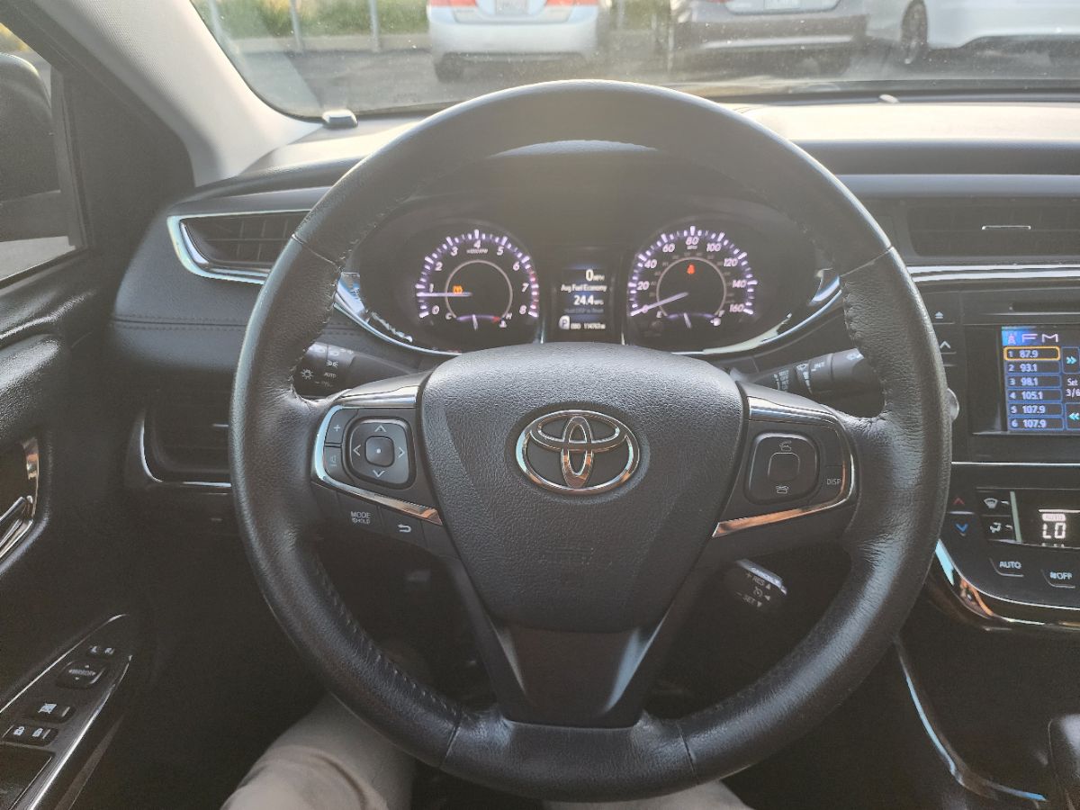 2013 Toyota Avalon XLE Premium - Photo 17