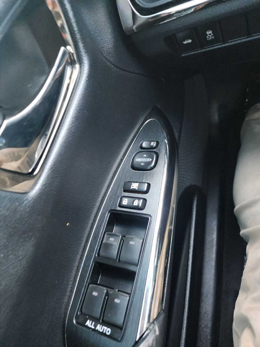 2013 Toyota Avalon XLE Premium - Photo 18