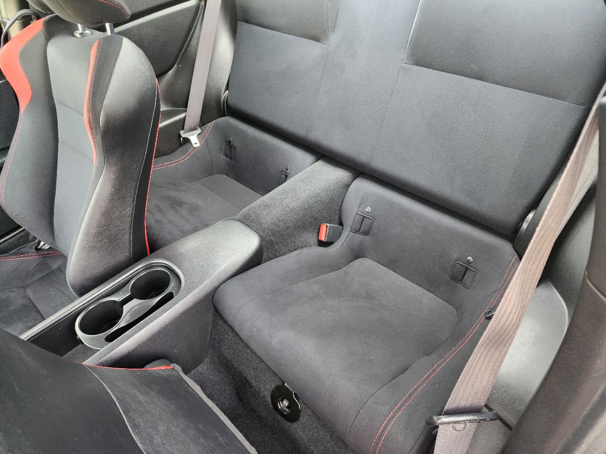 2013 Scion FR-S photo 10