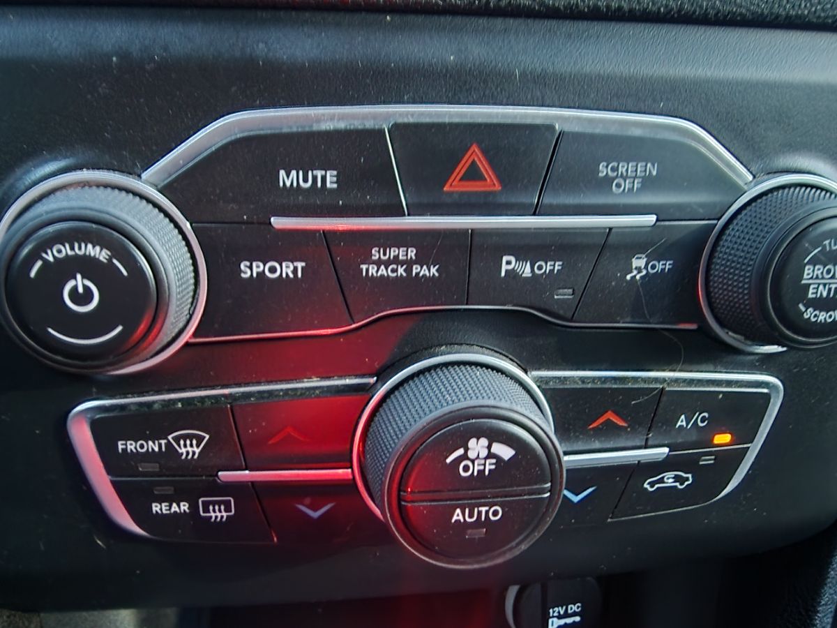 2018 Dodge Charger R/T Scat Pack photo 20