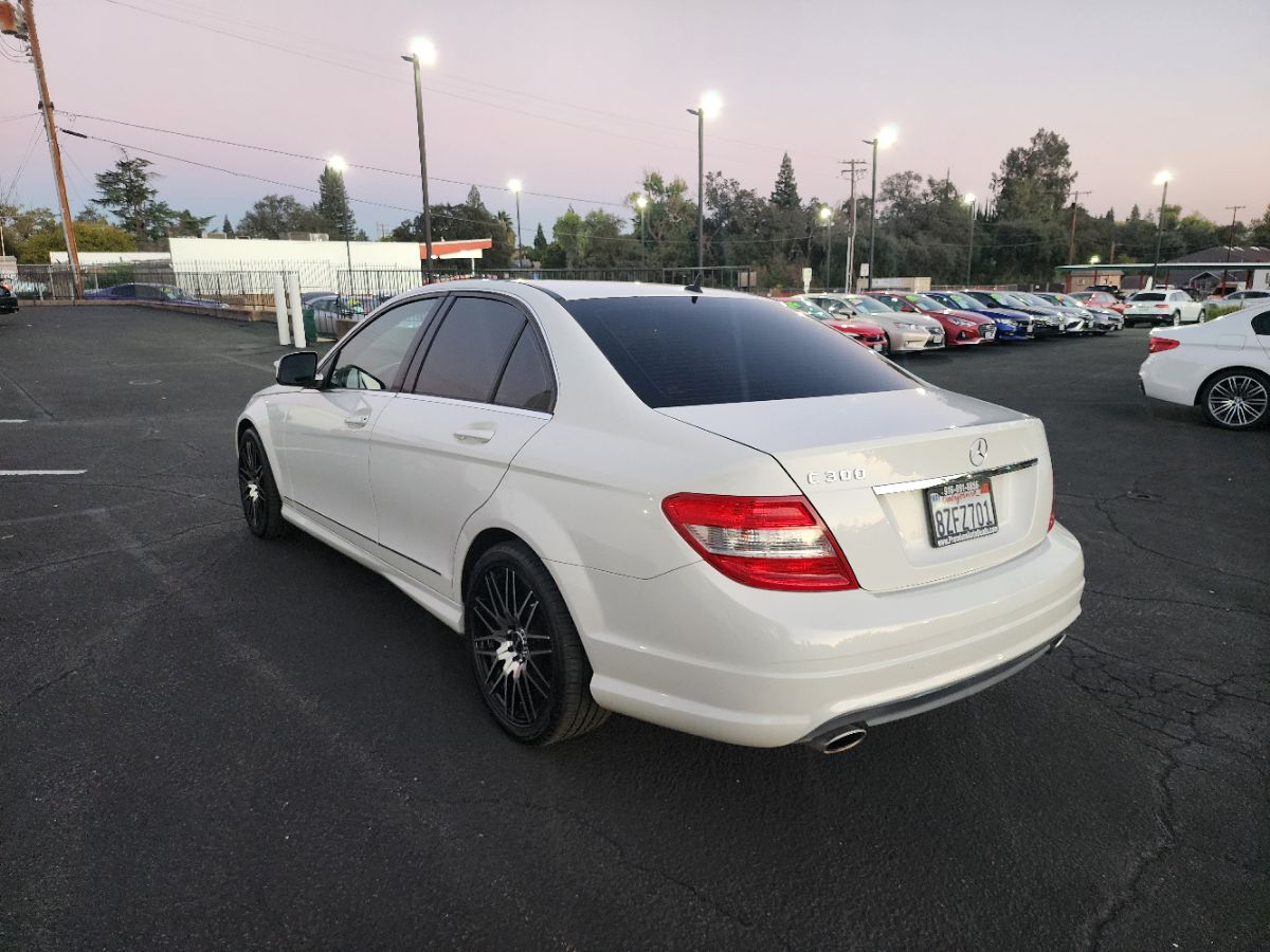 2008 Mercedes Benz C 300 Sport photo 2