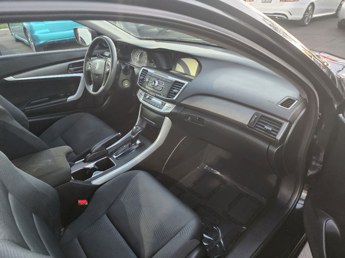 2014 Honda Accord photo 11