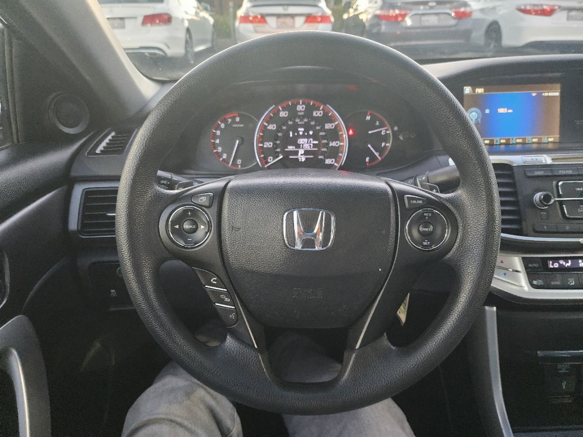 2014 Honda Accord photo 17