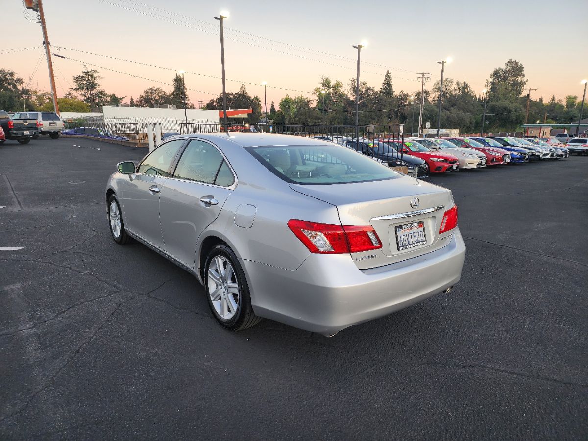 2009 Lexus ES 350 photo 2