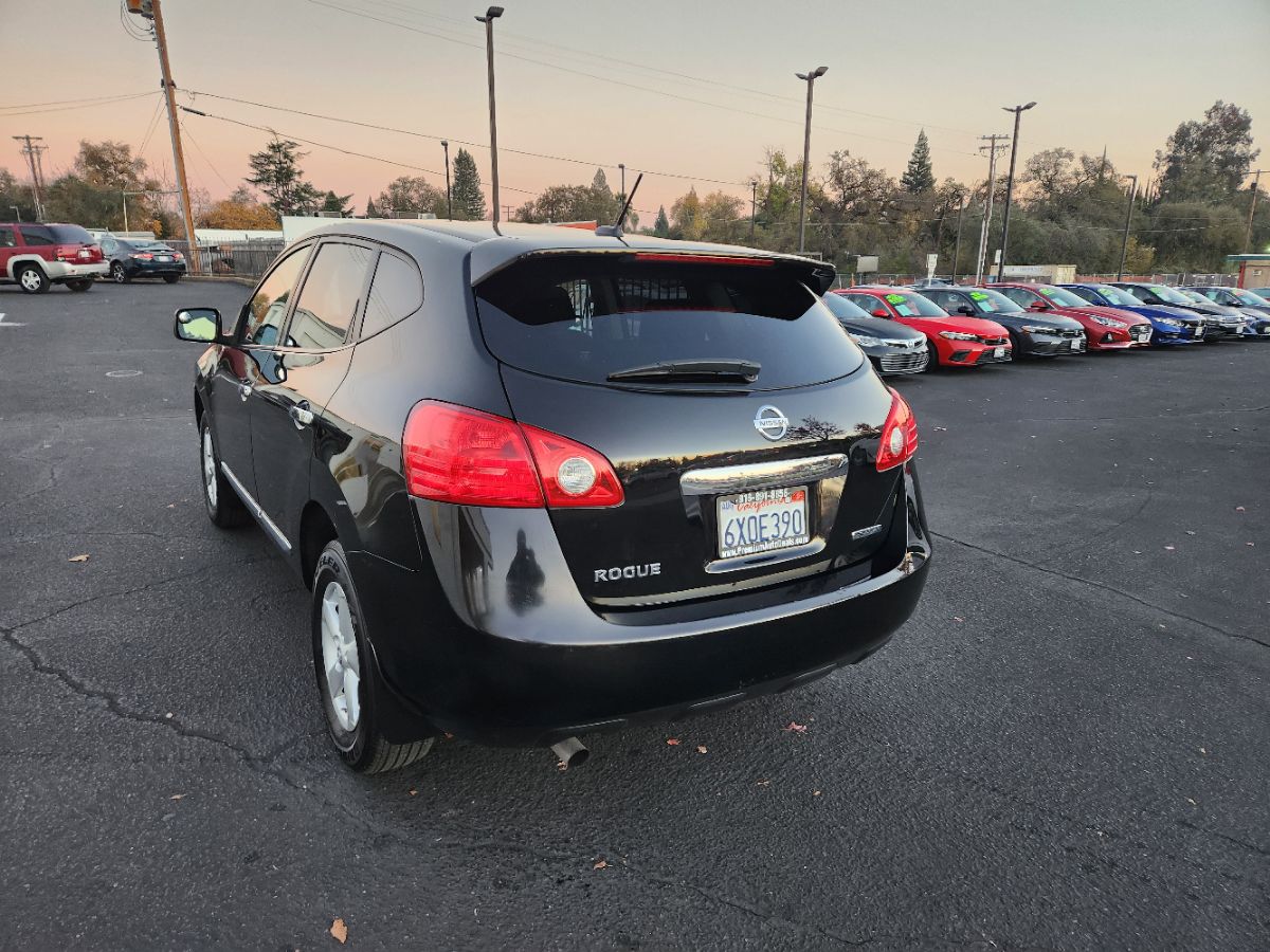 2012 Nissan Rogue S photo 3