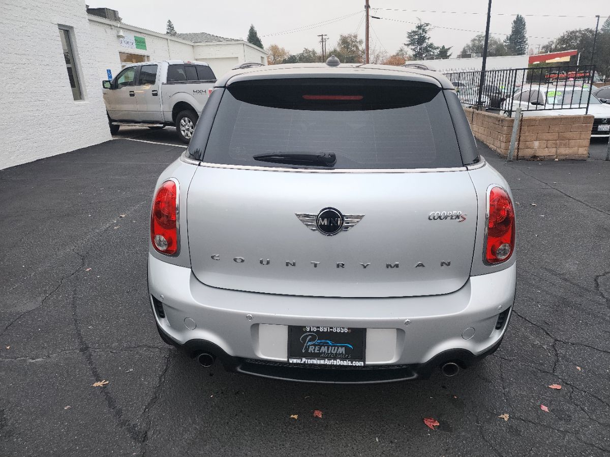 2016 Mini Countryman S photo 2