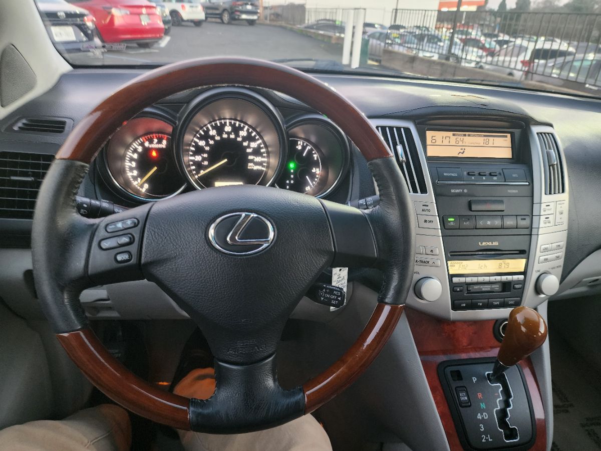 2004 Lexus RX 330 - Photo 17