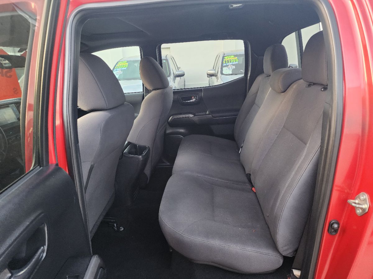 2017 Toyota Tacoma TRD Sport - Photo 10